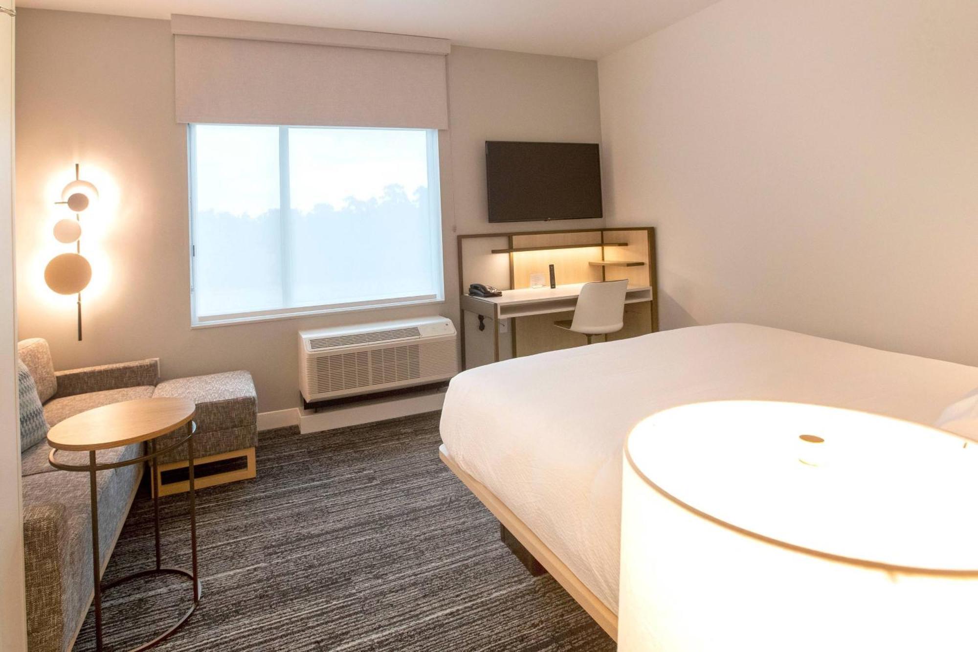 Towneplace Suites By Marriott Конро Экстерьер фото
