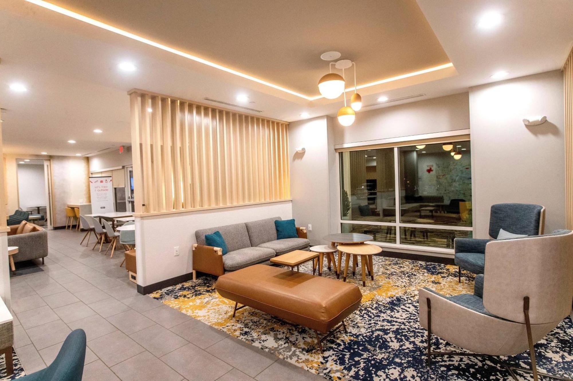 Towneplace Suites By Marriott Конро Экстерьер фото